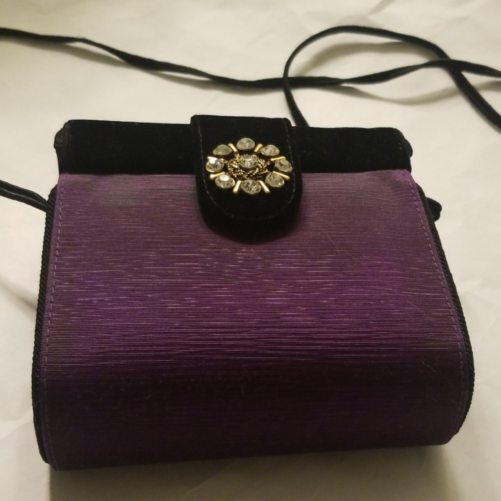 HENRI  BENDEL PURPLE JEWELED SHOULDER BAG - Picture 3 of 7